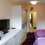 Karlovy Vary, Dum U Mari Magdaleny - 100 M Od Vridla Karlovy Vary